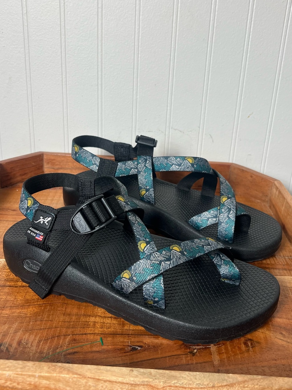Chaco Men’s 10 Z2 Sandals